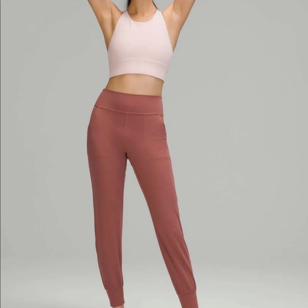 [New] Super soft lululemon align jogger size 4